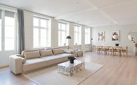 2Br In Vibrant & Colourful Nyhavn Copenhagen City